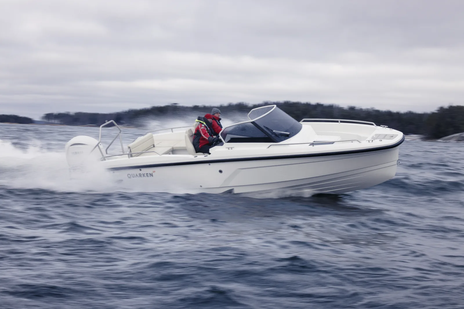 Quarken 27 Open — корма