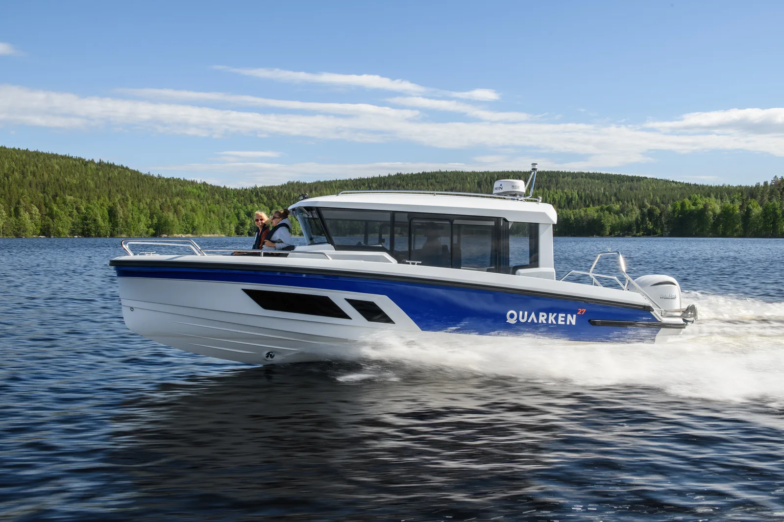 Quarken 27 Cabin — носовая каюта