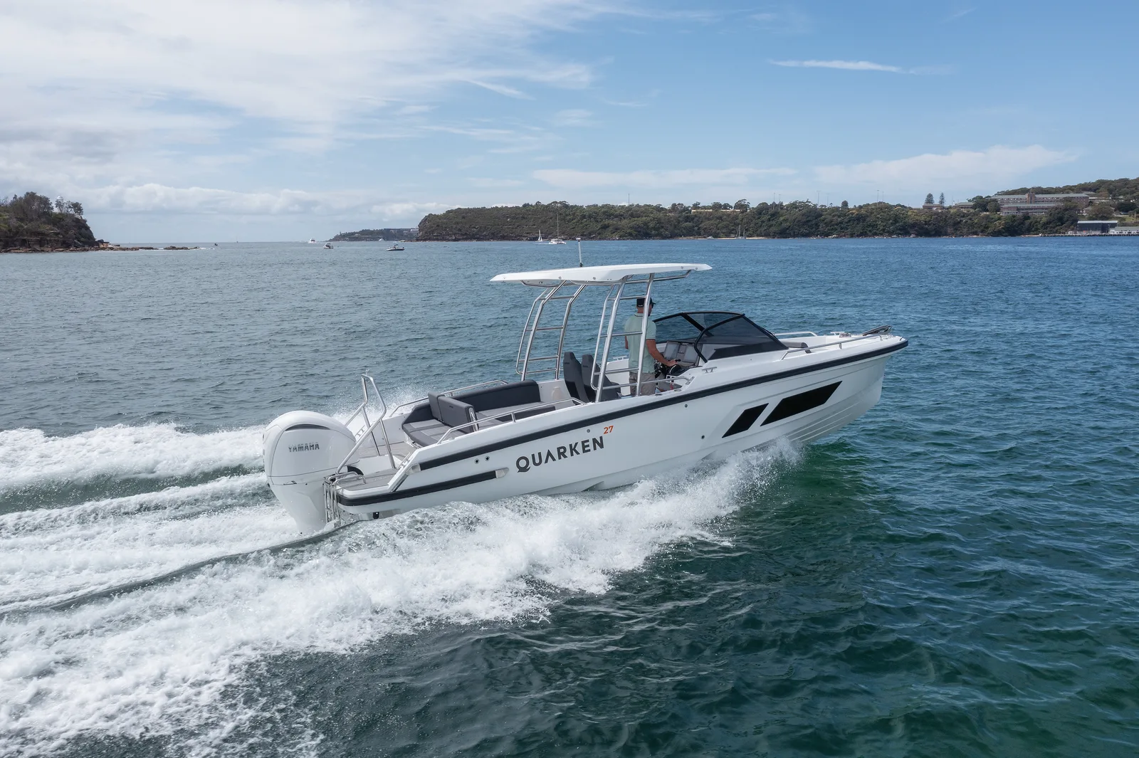 Quarken 27 T-Top — экстерьер
