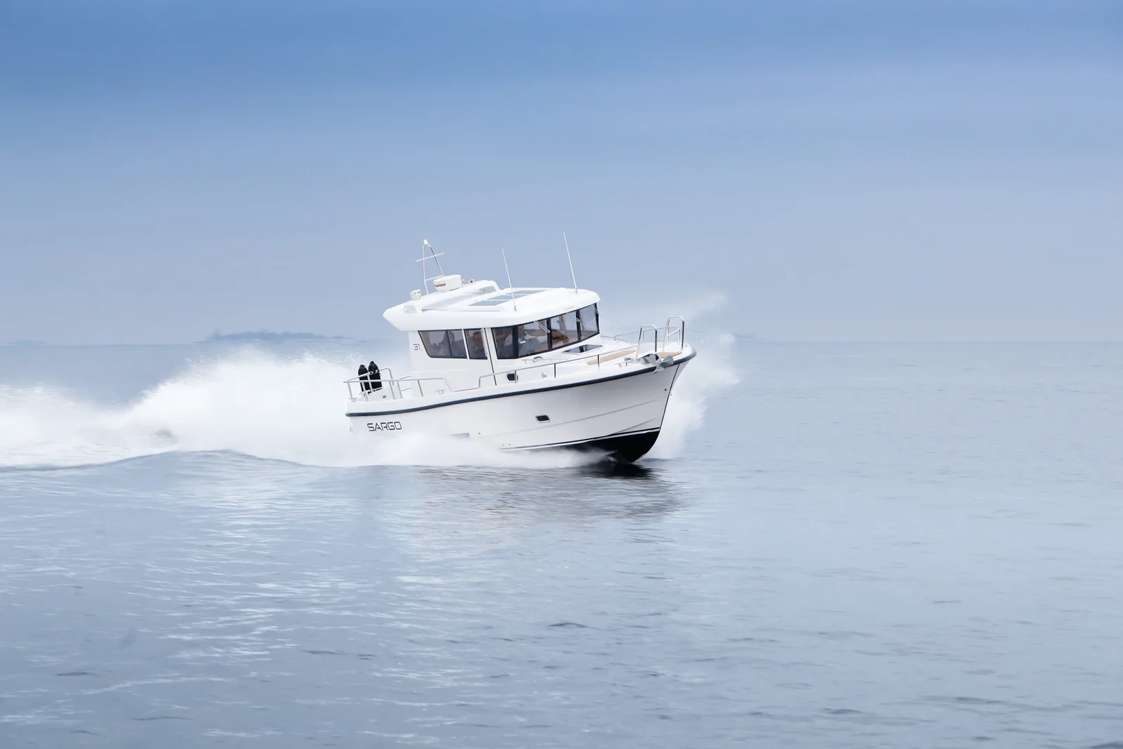 Sargo 31 — экстерьер