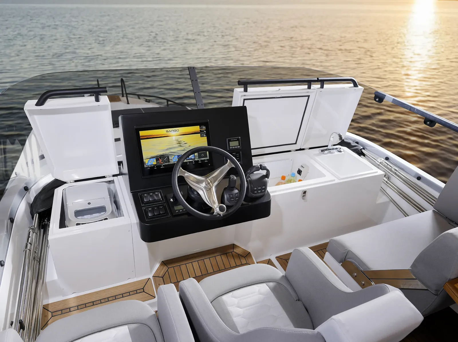 Sargo 45 Fly — флайбридж, панорама