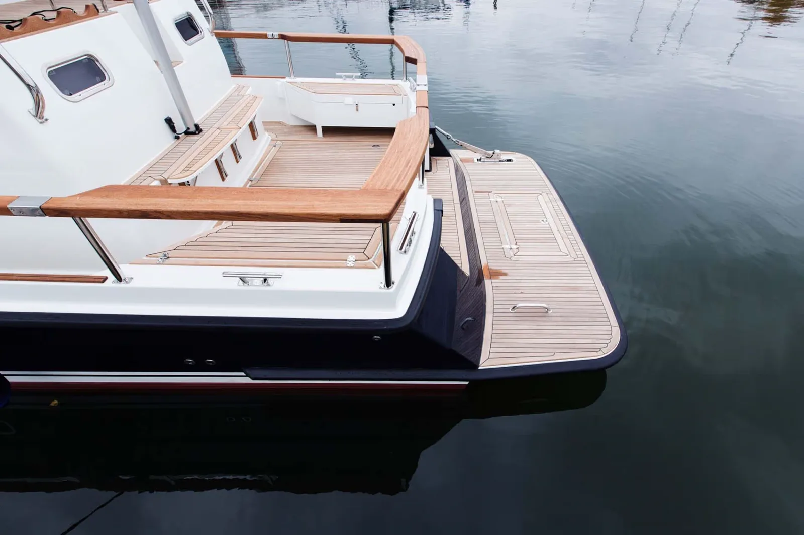 Targa 32 — экстерьер